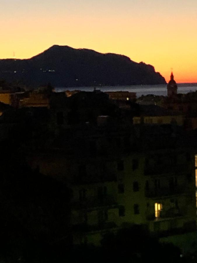 Casa Del Golfo Paradiso Genua Exteriör bild